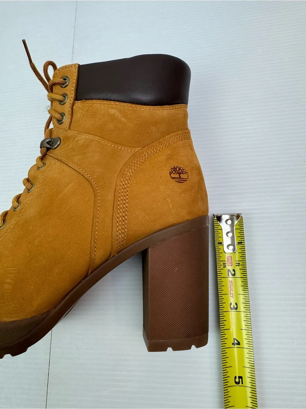 Timberland Camdale Women's 10 Mustard Field Boots Lace-Up Ankle Block Heel A1KD3